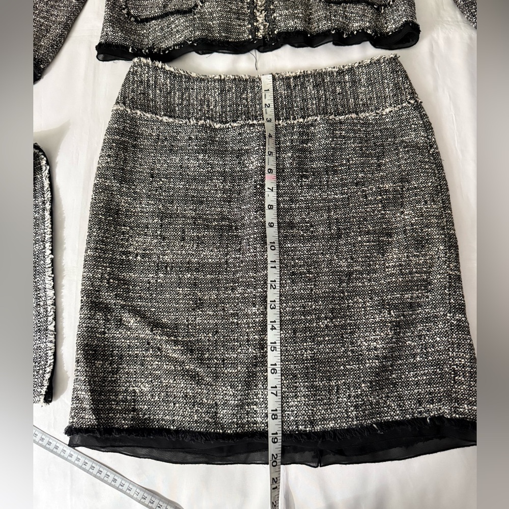 Ann Taylor Fine Italian Fabric Matching Tweed Set - Blazer & Knee Length Skirt - Picture 14 of 16